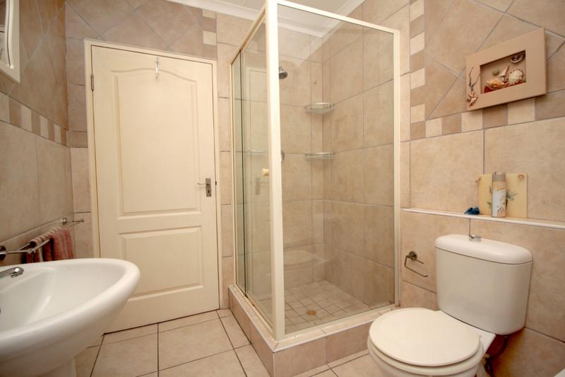 3 Bedroom Property for Sale in Reebok Western Cape